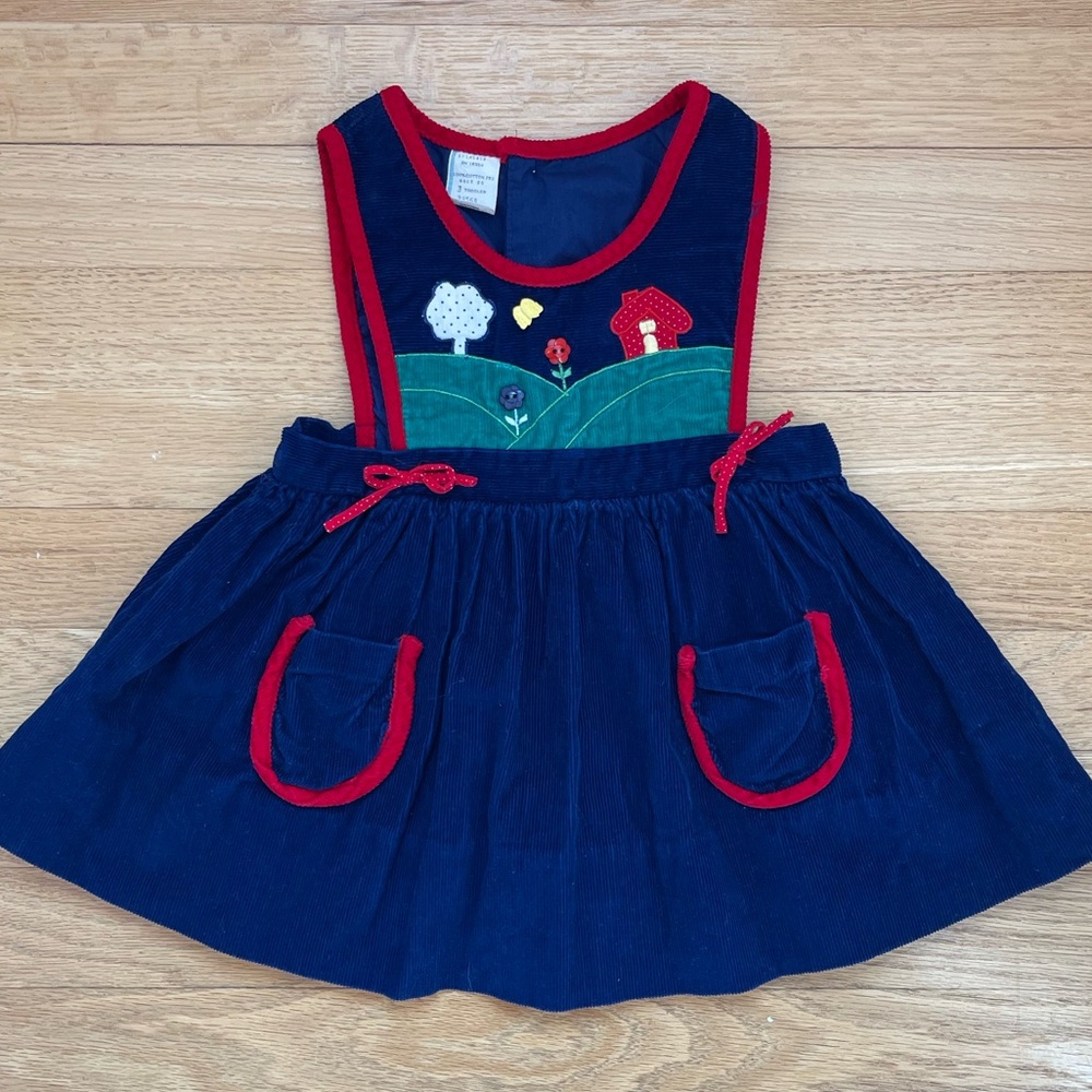 VINTAGE 70s/80s VGUC Corduroy Embroidered Appliqué Cottage Scene Pinnie Dress